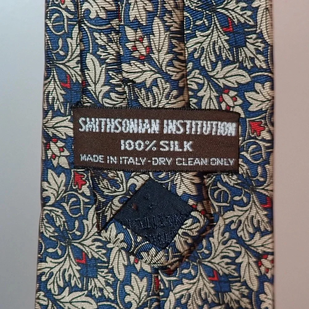 Smithsonian Institute 100% Silk Tie